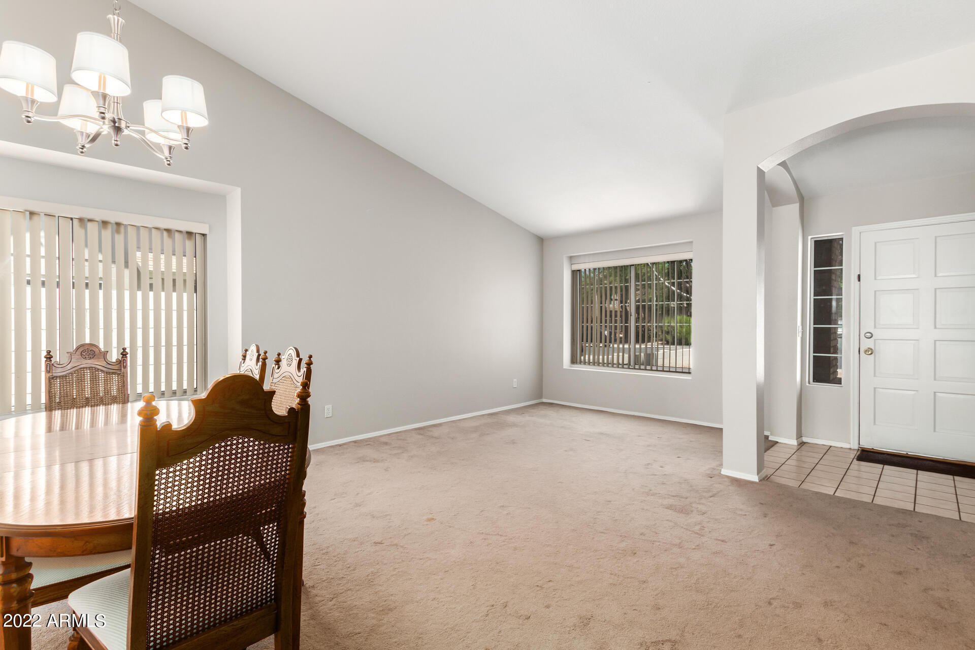 744 South Riata Street Gilbert, AZ 85296 - Photo 5 of 33 07 - Riata