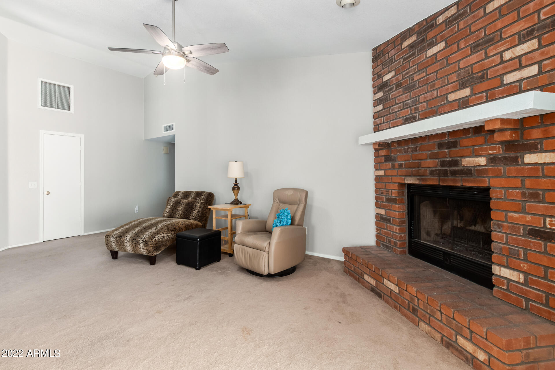 744 South Riata Street Gilbert, AZ 85296 - Photo 9 of 33 05 - Riata