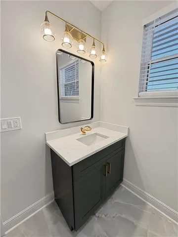 $2,100 | 2756-2758 Gladiolus Street, Unit 2756, New Orleans, LA 70122