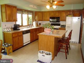 141 Dowlin Forge Road Downingtown, PA 19335 - Photo 3 of 6 Gallery Image 3