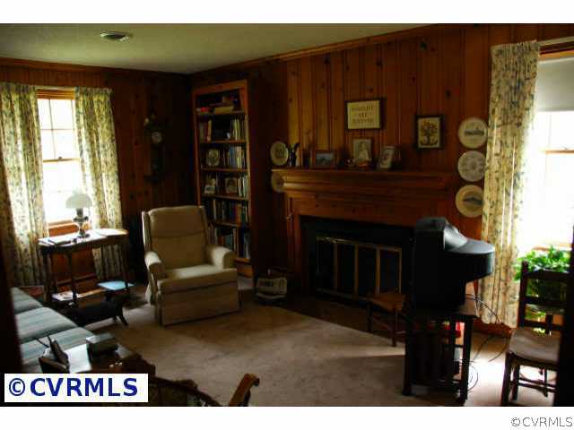 9303 Ridgefield Road Richmond, VA 23229 - Photo 3 of 5 Other