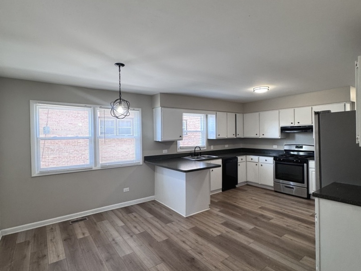 43 West Ann Street, Unit 2 Lombard, IL 60148 - Photo 4 of 8