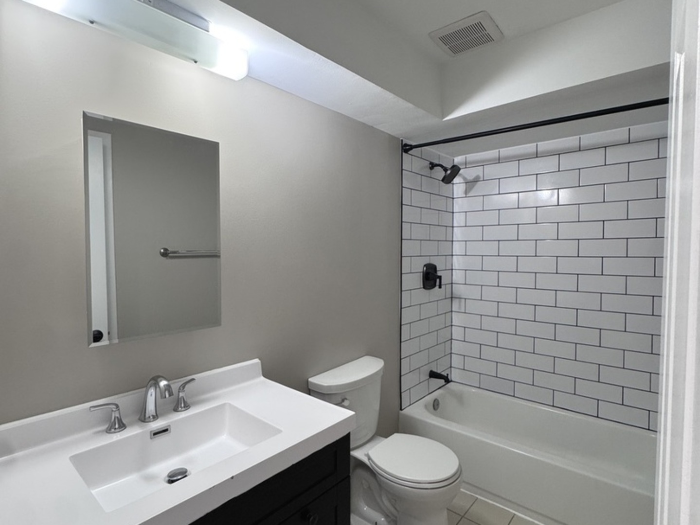 43 West Ann Street, Unit 2 Lombard, IL 60148 - Photo 5 of 8