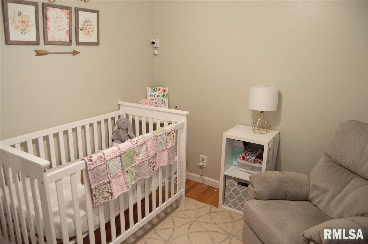 708 Westerfield Road Davenport, IA 52806 - Photo 6 of 17 Gallery Image 6