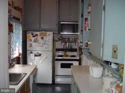 130 South Broad Street Lititz, PA 17543 - Photo 6 of 7 Gallery Image 6