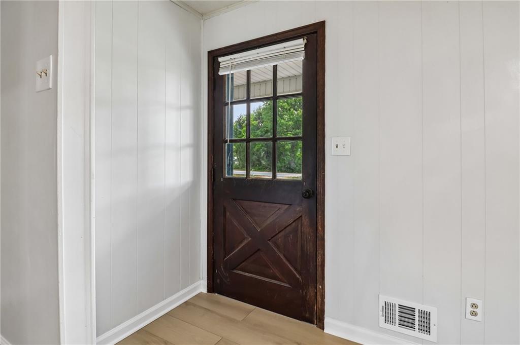 556 Hitchcock Road Dallas, GA 30157 - Photo 5 of 64