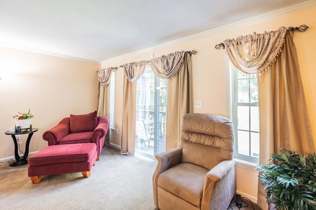 78 Castlegate Drive, Unit 78 Springfield, MA 01129 - Photo 6 of 21 Gallery Image 6