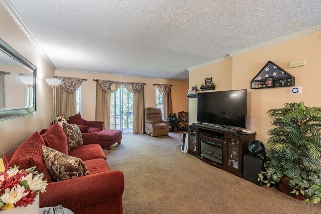 78 Castlegate Drive, Unit 78 Springfield, MA 01129 - Photo 8 of 21 Gallery Image 8
