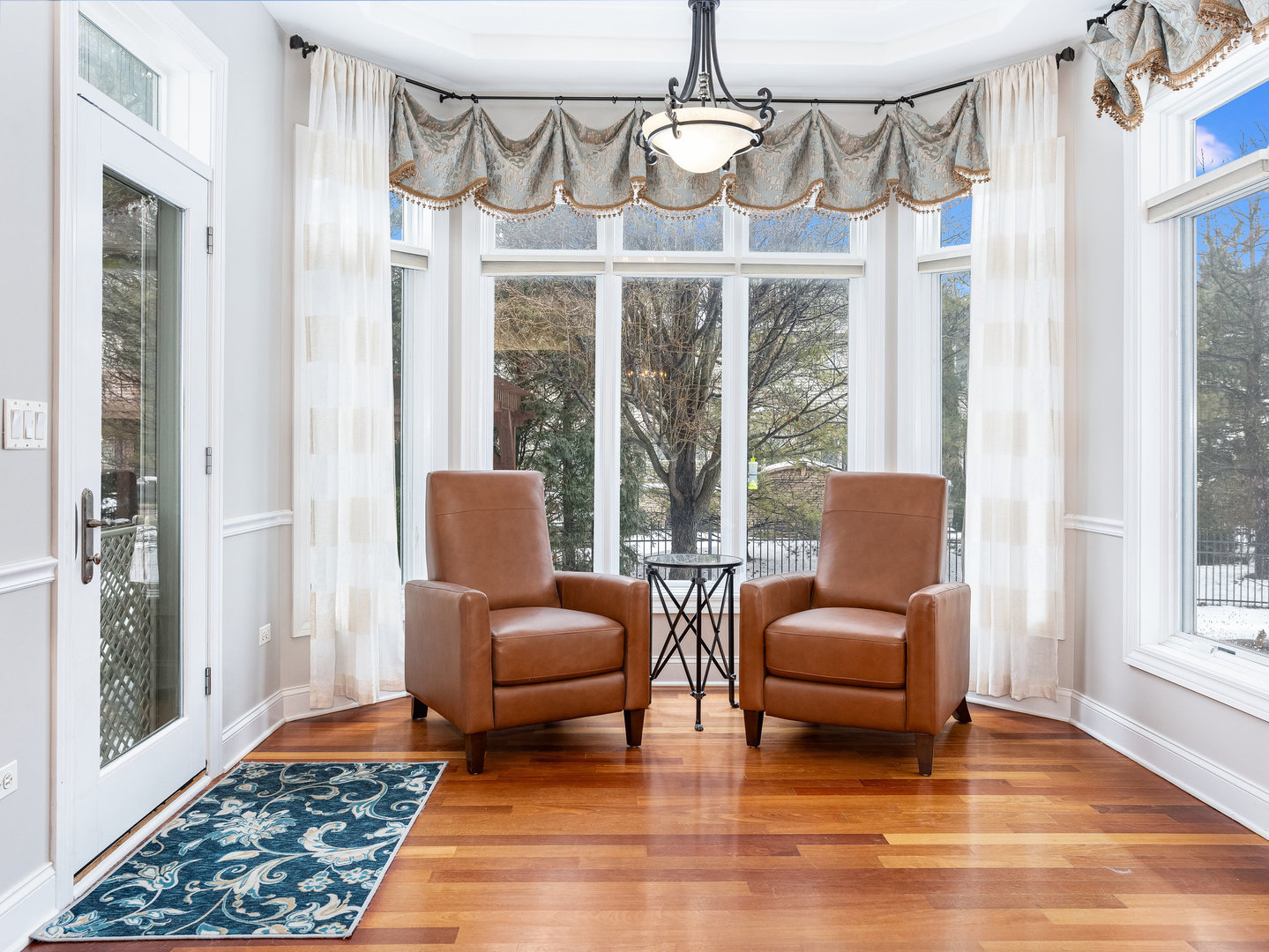 2223 Spartina Lane Naperville, IL 60564 - Photo 11 of 48 a living room with furniture and a window