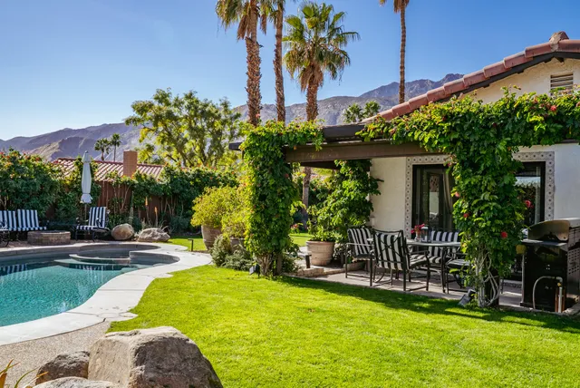 $1,125,000 | 1331 East Del Paso Way, Palm Springs, CA 92262