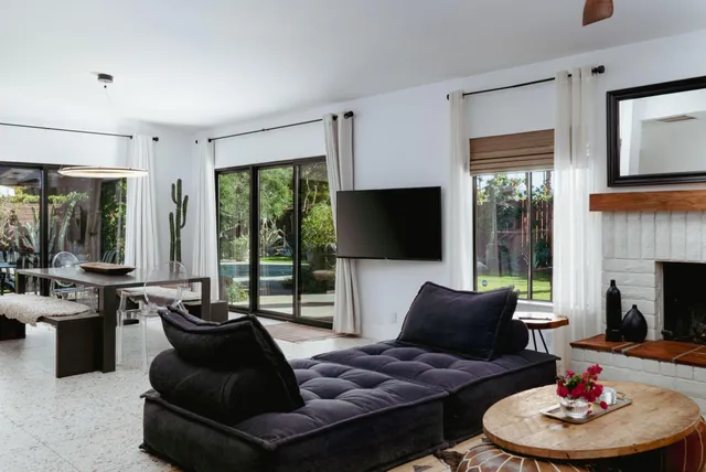 $1,125,000 | 1331 East Del Paso Way, Palm Springs, CA 92262