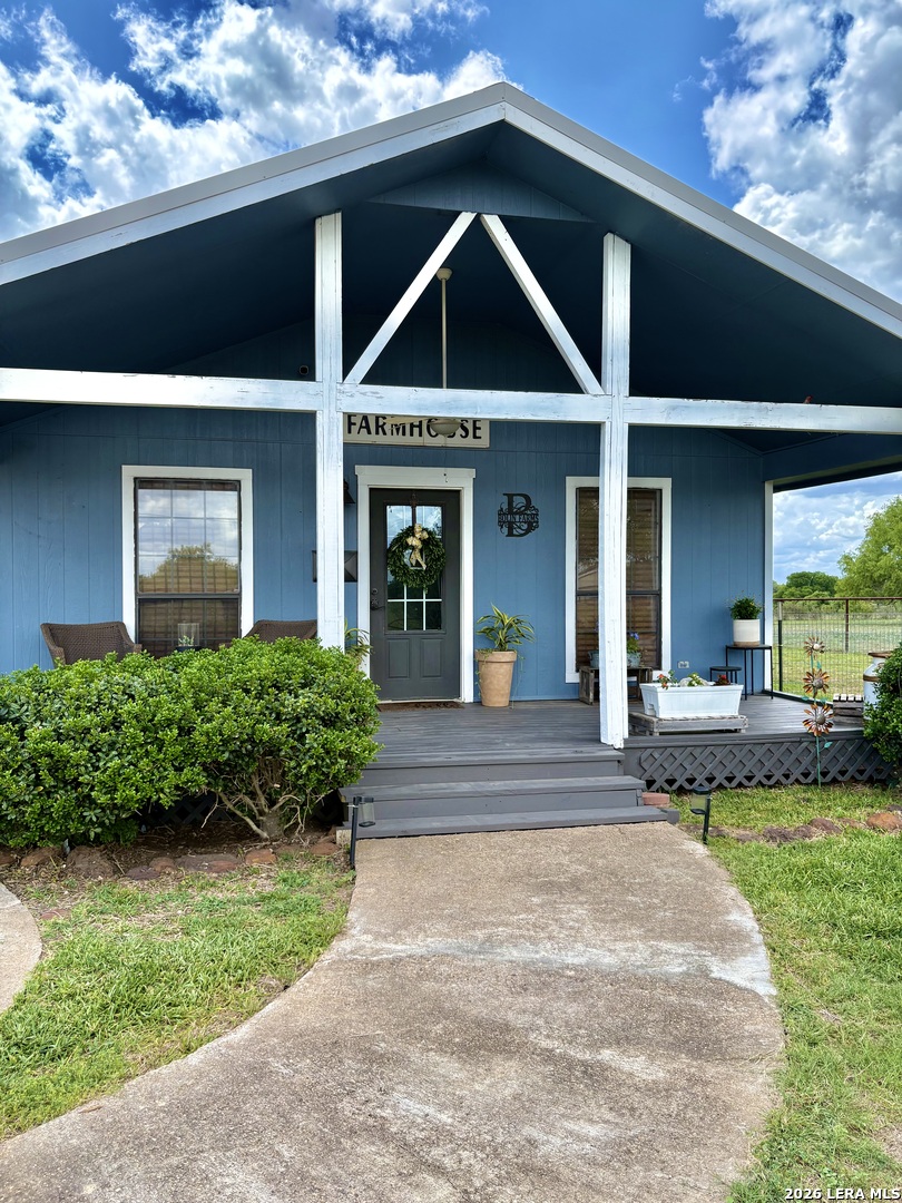 199 Old Campbell Road Seguin, TX 78155 - Photo 2 of 35