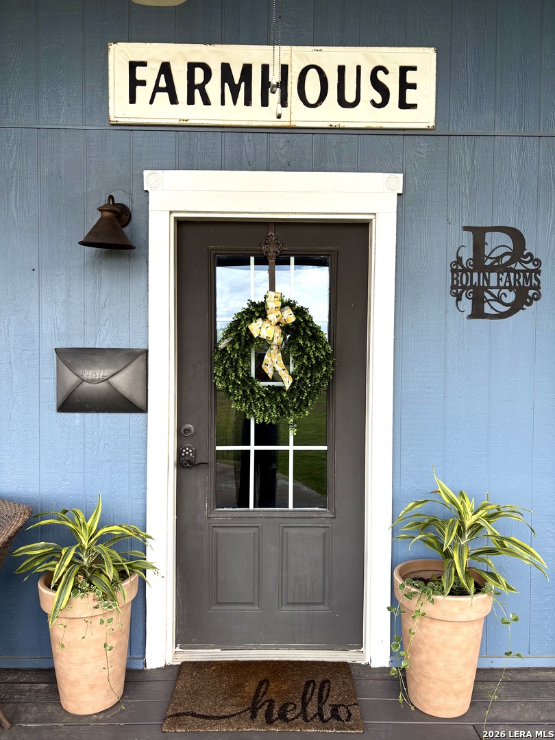 199 Old Campbell Road Seguin, TX 78155 - Photo 3 of 35