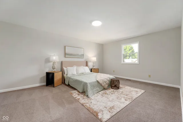 $400,000 | 7855 Indian Pointe Drive, Indianapolis, IN 46236