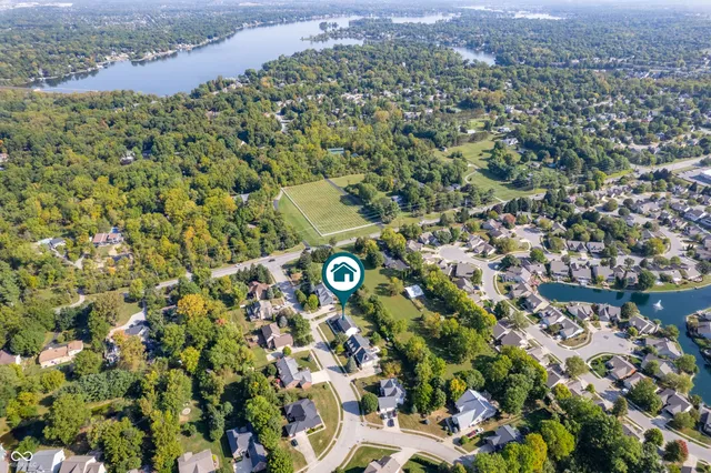 $400,000 | 7855 Indian Pointe Drive, Indianapolis, IN 46236