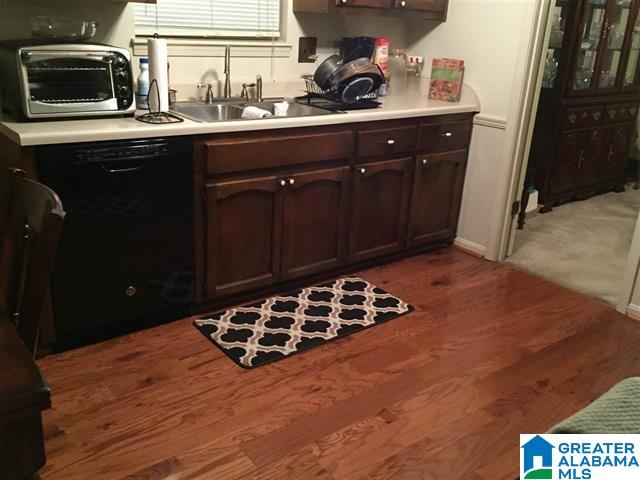 5252 Dresden Road Birmingham, AL 35210 - Photo 2 of 8