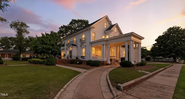 $1,350,000 | 309 West Divine Street, Dunn, NC 28334