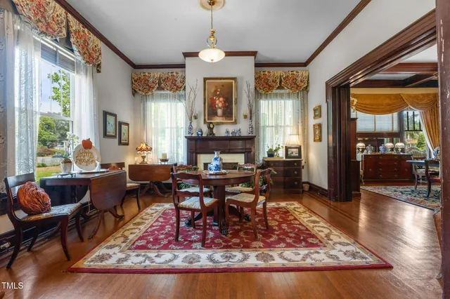 $1,350,000 | 309 West Divine Street, Dunn, NC 28334