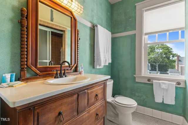 $1,350,000 | 309 West Divine Street, Dunn, NC 28334