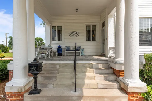 $1,350,000 | 309 West Divine Street, Dunn, NC 28334