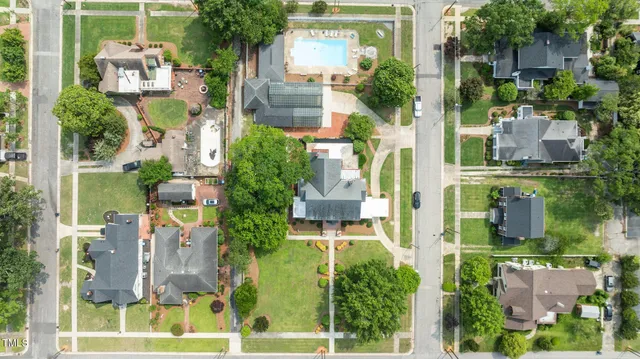 $1,350,000 | 309 West Divine Street, Dunn, NC 28334