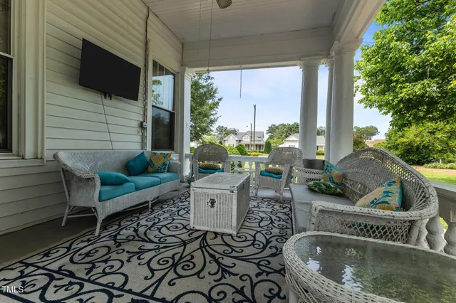 $1,350,000 | 309 West Divine Street, Dunn, NC 28334