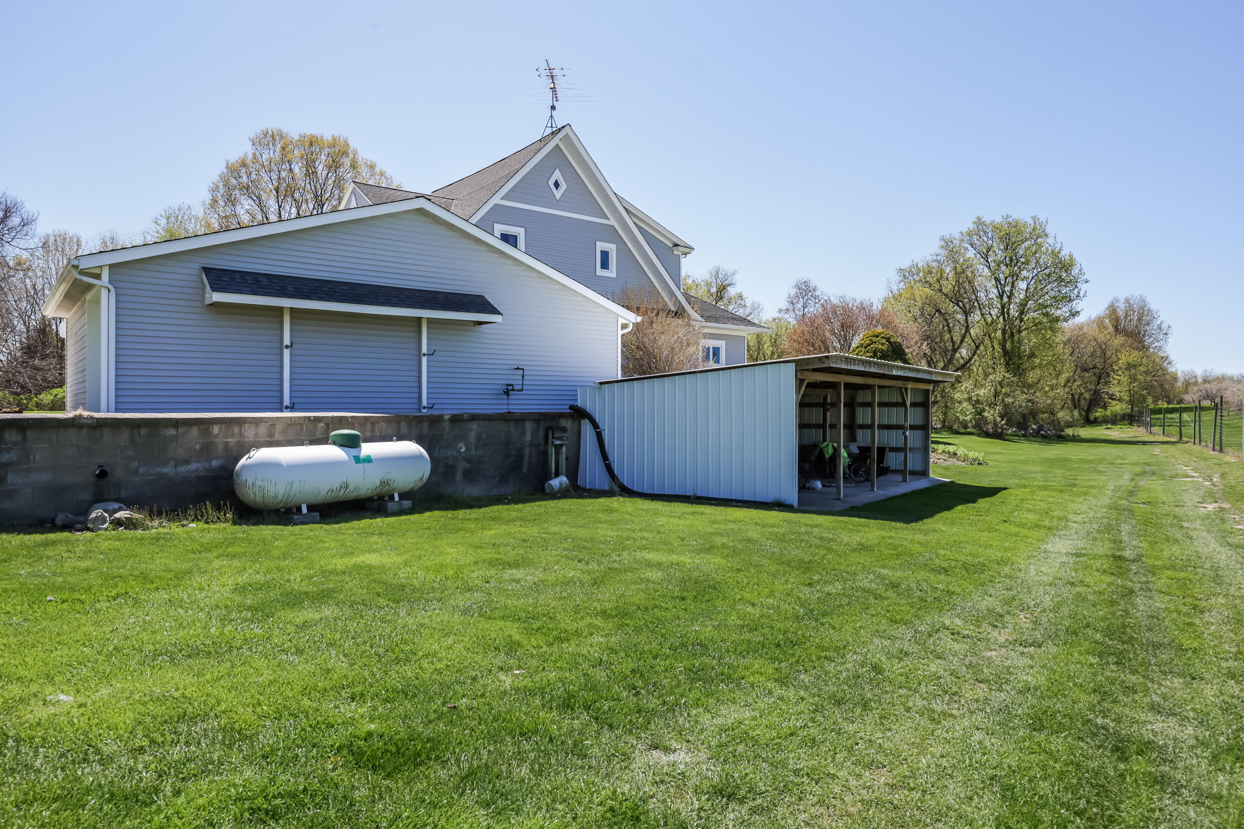 3338 Abbey Road Hart, MI 49420 - Photo 66 of 80 3338 abbey-15