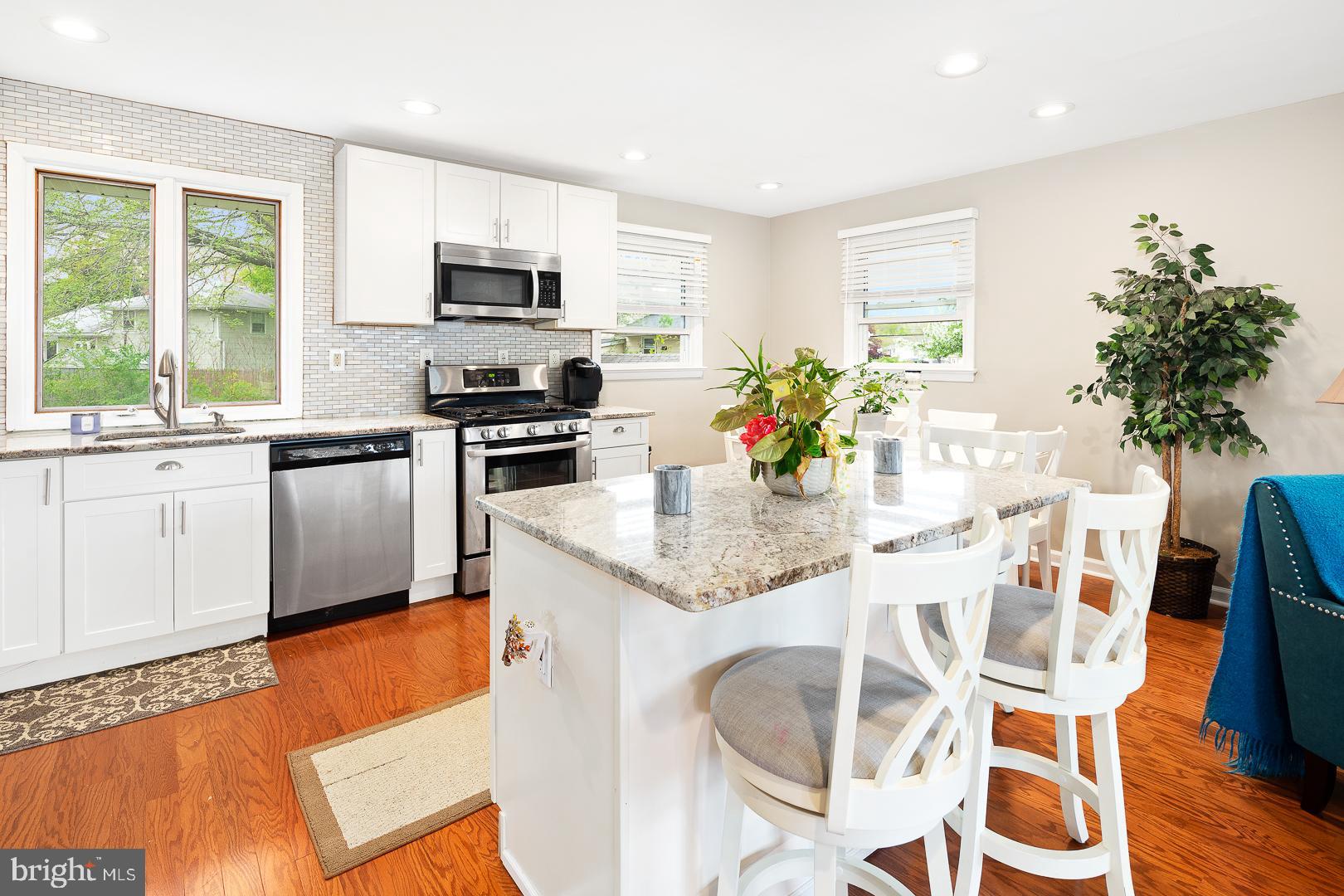 106 Miry Brook Road Hamilton, NJ 08690 - Photo 6 of 24