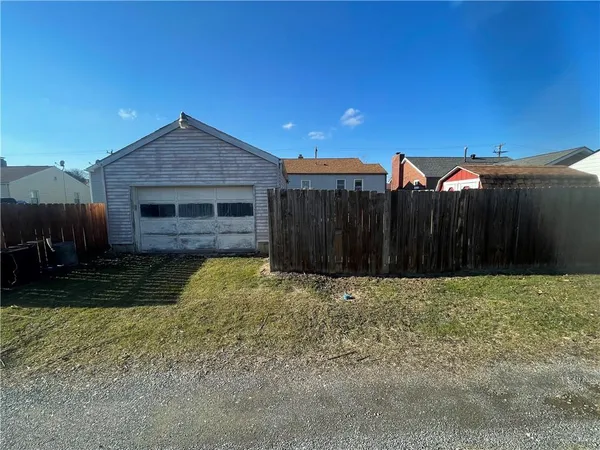 $145,000 | 1005 Allaire Avenue, Monaca, PA 15061