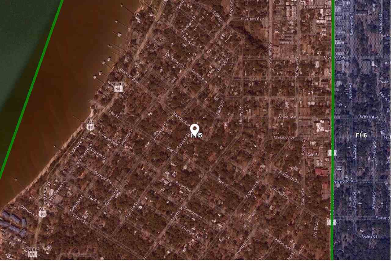 126 Nichols Avenue Fairhope, AL 36532 - Photo 6 of 9