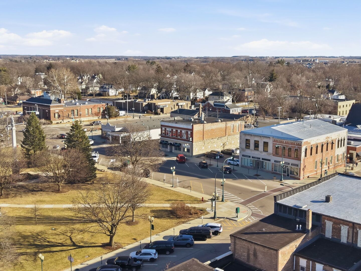 134 West State Street Sycamore, IL 60178 - Photo 5 of 43 a view of a city with an ocean