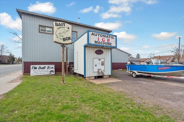 $237,500 | 3729-3731 East 2nd Street, Superior, WI 54880