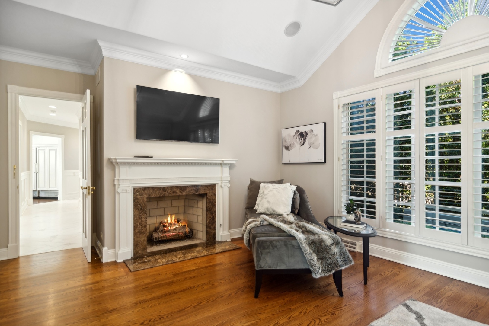 610 West Windsor Road Palatine, IL 60067 - Photo 21 of 51 a living room with furniture and a fireplace