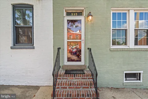 $1,490,000 | 539 South Columbus Street, Alexandria, VA 22314