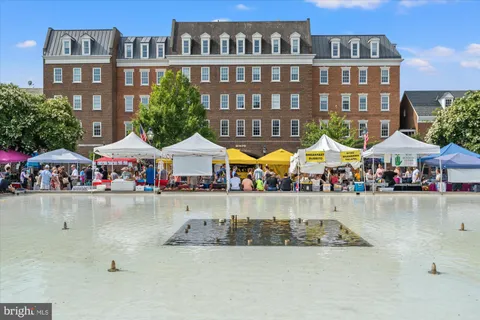 $1,490,000 | 539 South Columbus Street, Alexandria, VA 22314