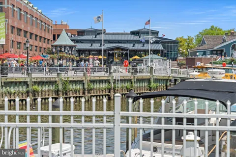 $1,550,000 | 539 South Columbus Street, Alexandria, VA 22314