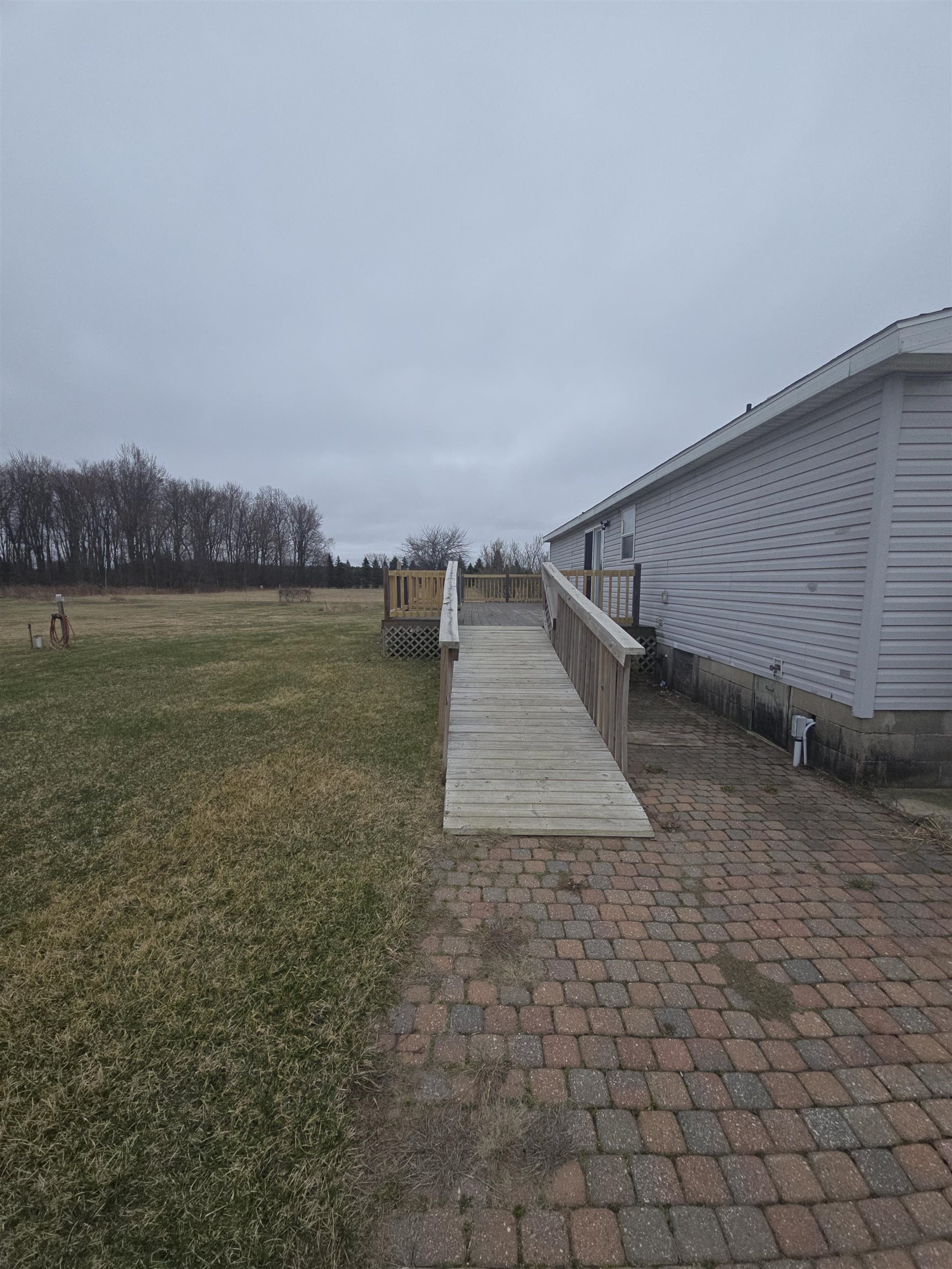 1215 West County Line Road Sumner, MI 48889 - Photo 33 of 37