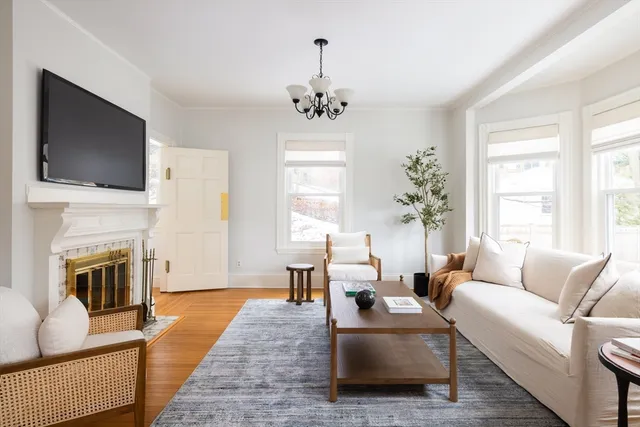 $1,800,000 | 34 Chestnut Terrace, Newton, MA 02459