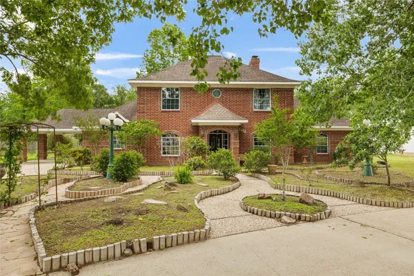 $3,400 | 106 River Oaks Drive, Baytown, TX 77523