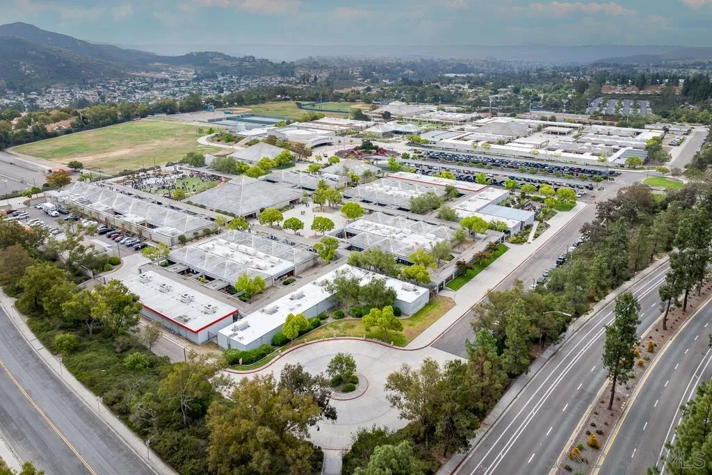 11289 Silver Buckle Way San Diego, CA 92127 - Photo 11 of 21