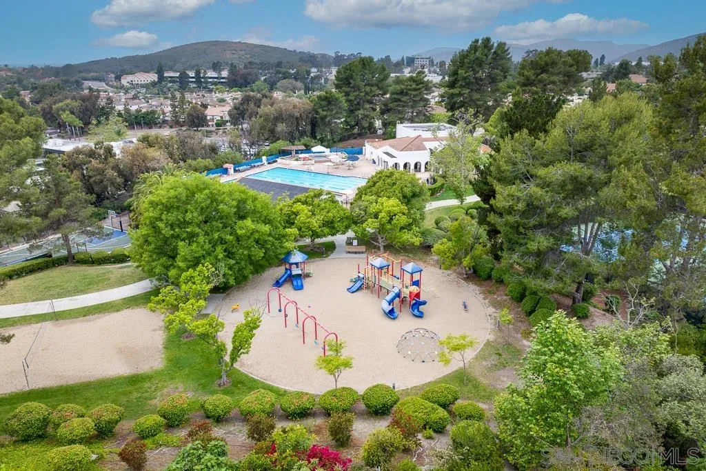 11289 Silver Buckle Way San Diego, CA 92127 - Photo 6 of 21