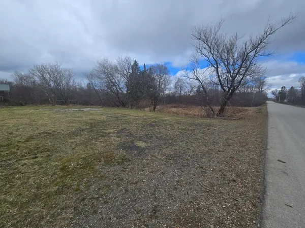 $4,900 | 110-120 Sewall Street, Island Falls, ME 04747