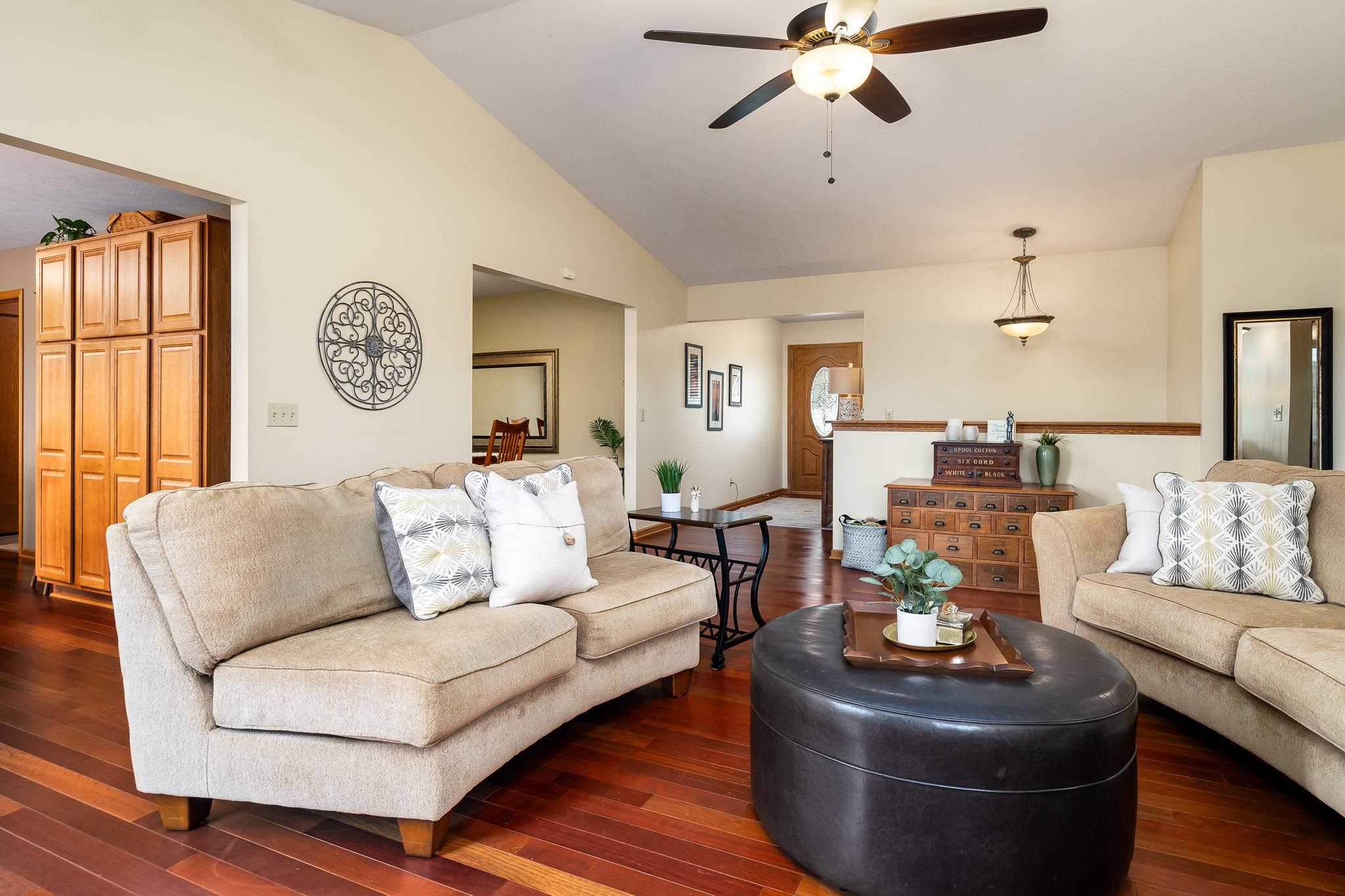 10473 Lismore Road Roscoe, IL 61073 - Photo 8 of 48 Gallery Image 8