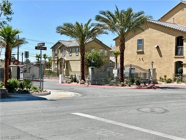 $1,700 | 4530 Townwall Street, Las Vegas, NV 89115