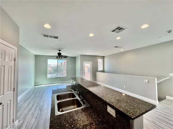 $1,700 | 4530 Townwall Street, Las Vegas, NV 89115