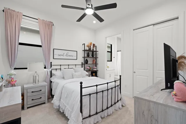 $659,000 | 2133 Southeast Mosaic Blvd Port, Port St. Lucie, FL 34984