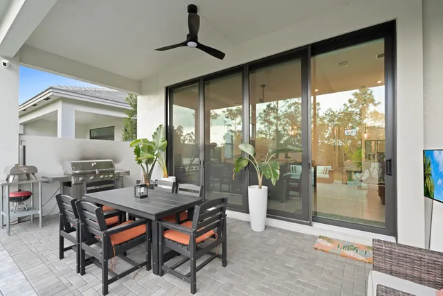 $659,000 | 2133 Southeast Mosaic Blvd Port, Port St. Lucie, FL 34984