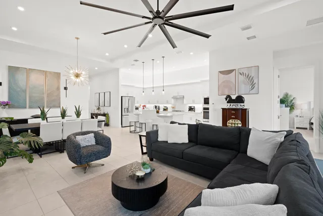 $659,000 | 2133 Southeast Mosaic Blvd Port, Port St. Lucie, FL 34984