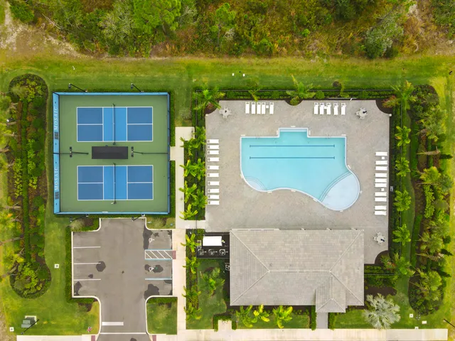 $659,000 | 2133 Southeast Mosaic Blvd Port, Port St. Lucie, FL 34984