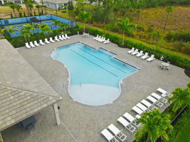 $659,000 | 2133 Southeast Mosaic Blvd Port, Port St. Lucie, FL 34984